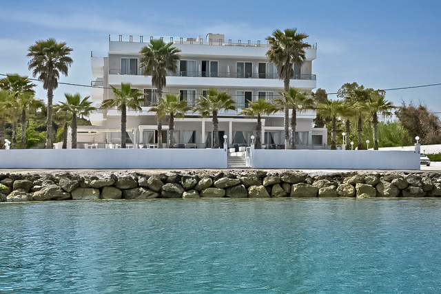 Entrance of Sidari Beach Hotel Corfu